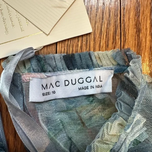 Mac Duggal

Floral Chiffon Tiered Maxi Dress - Picture 6 of 7